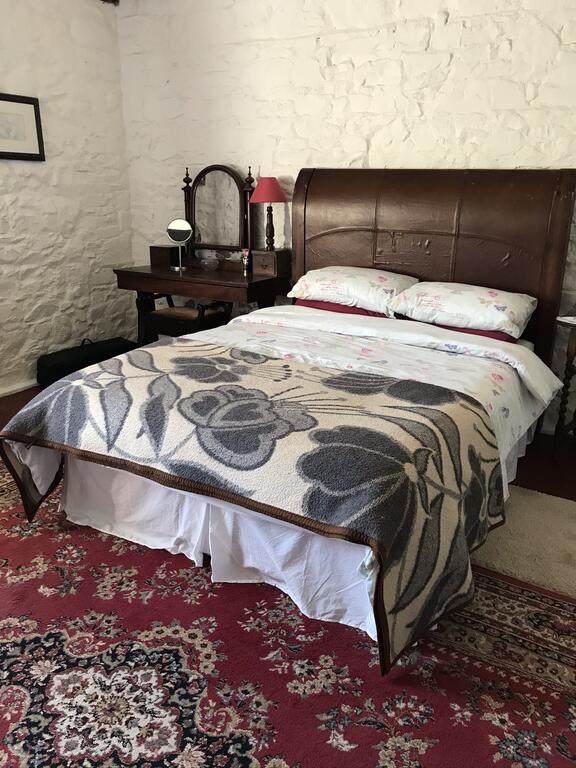 Cleggan Farm Holiday Cottages room 5